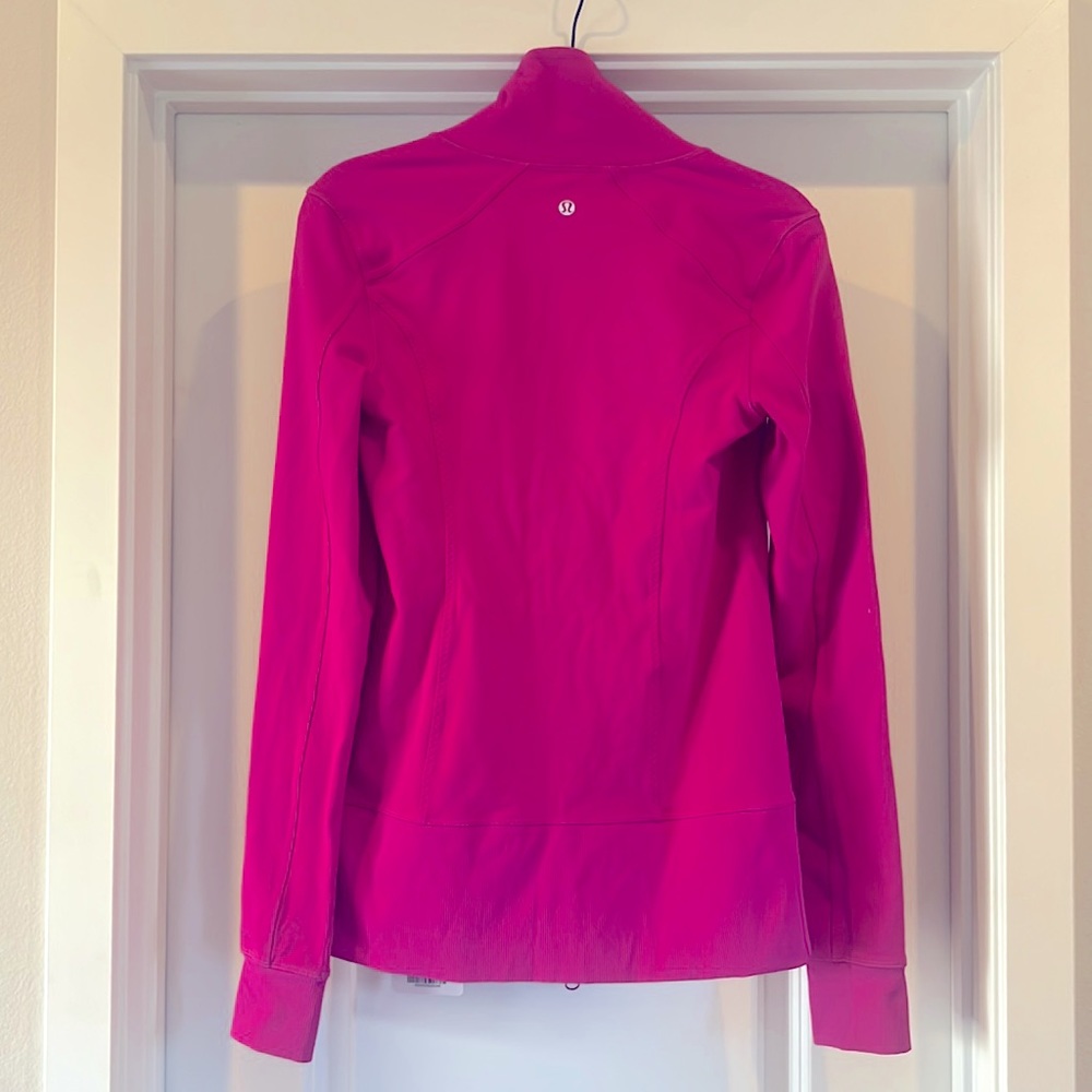 lululemon athletica jacket - Picture 4 of 8